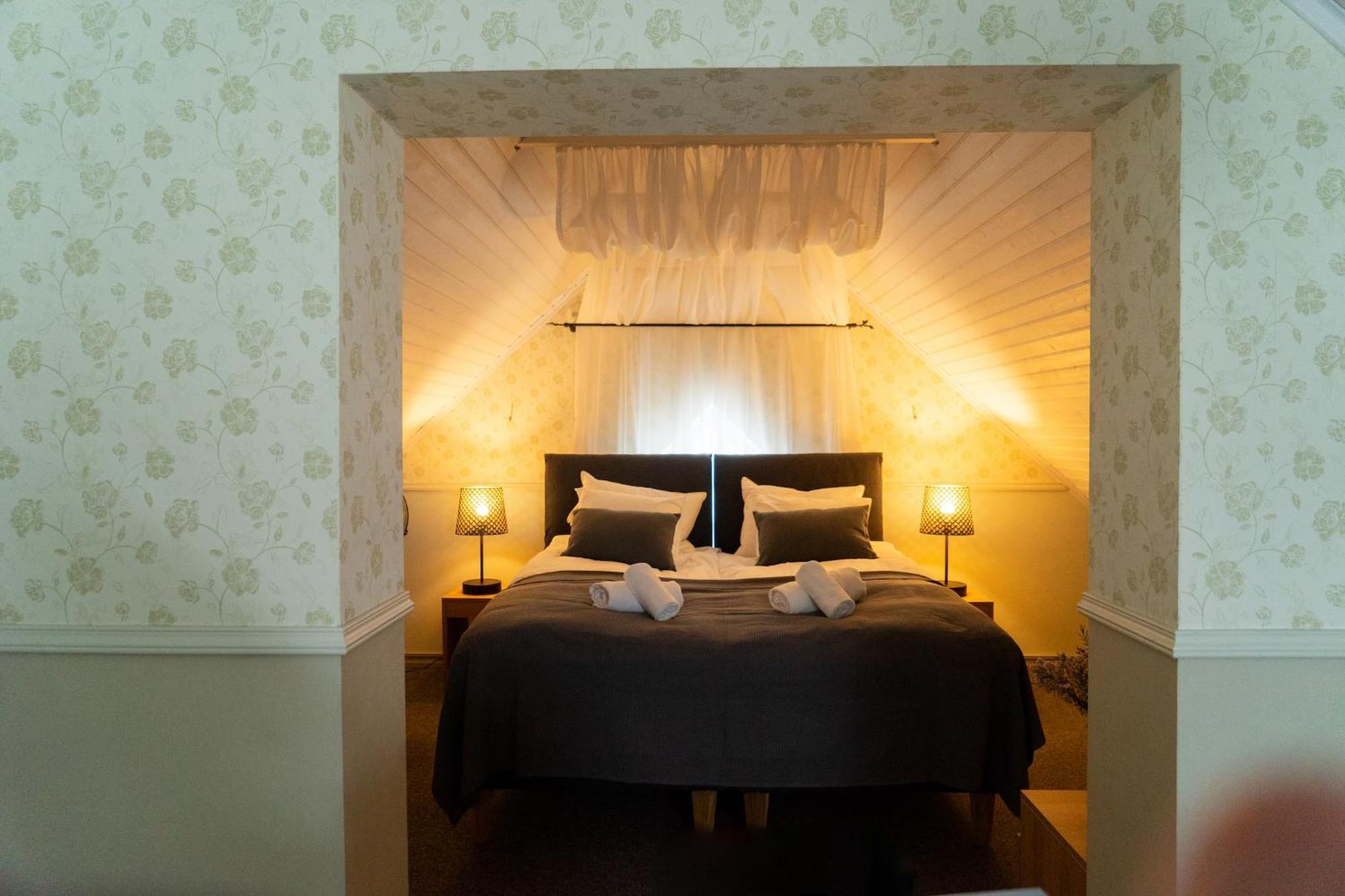 Vanalinna Boutique Hotel Kuressaare Ngoại thất bức ảnh