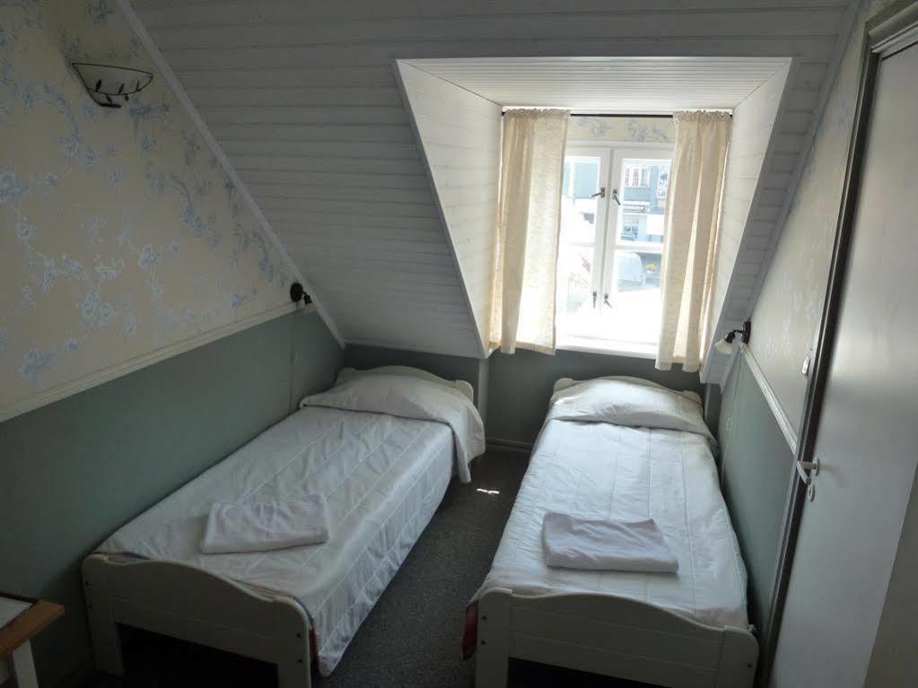 Vanalinna Boutique Hotel Kuressaare Ngoại thất bức ảnh